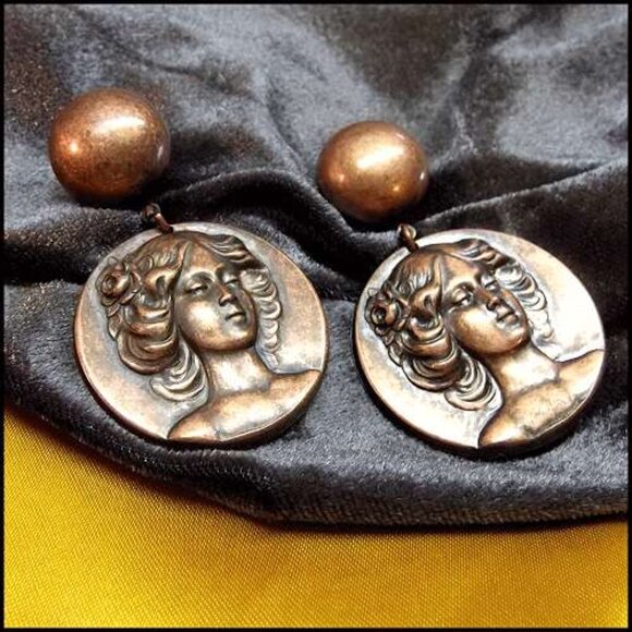 RARE 1960s Art Nouveau Style Lady Pierced Vintage Earrings 15427 - Picture 4 of 6